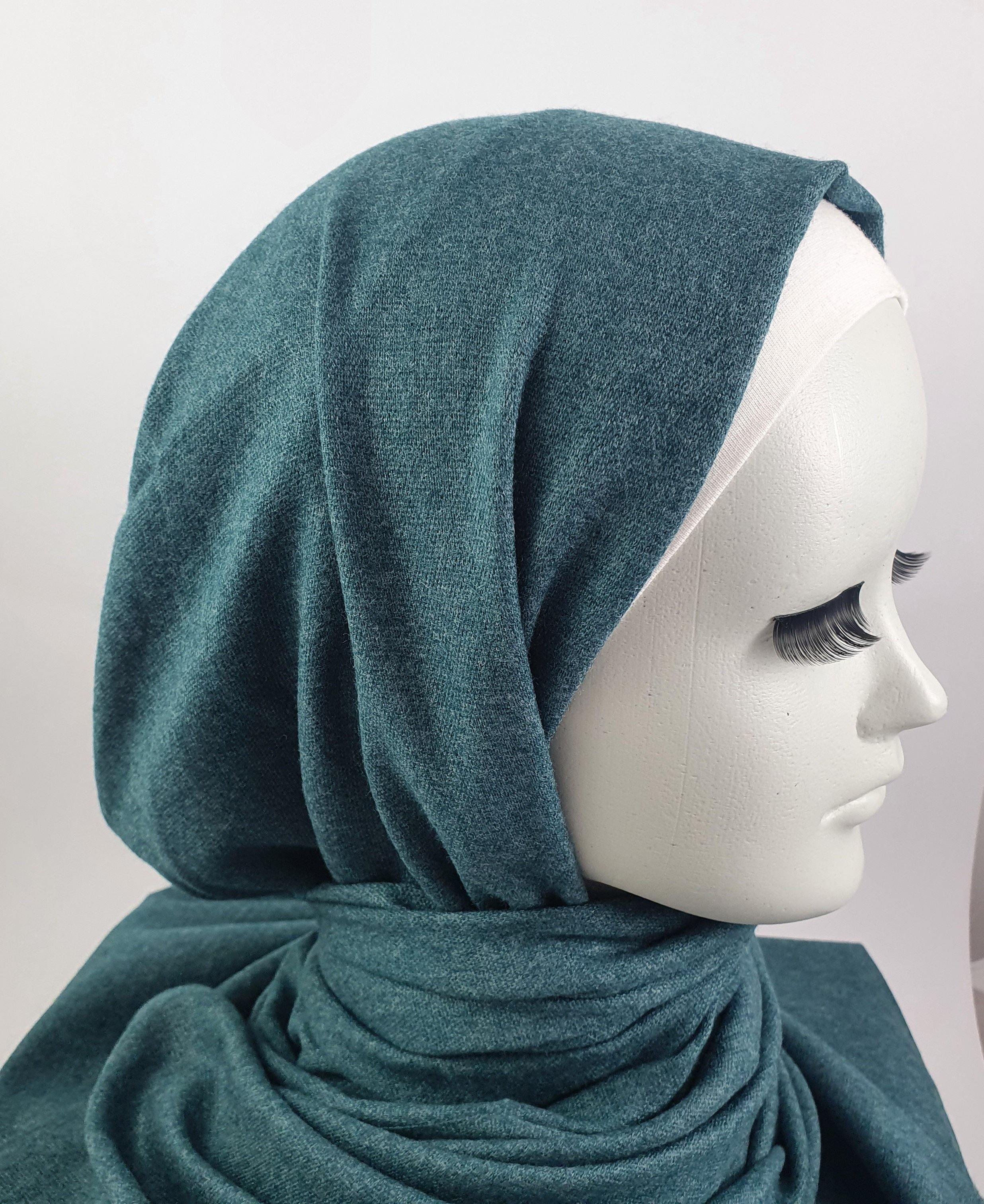 Green Cashmere Hijab - Scarvista