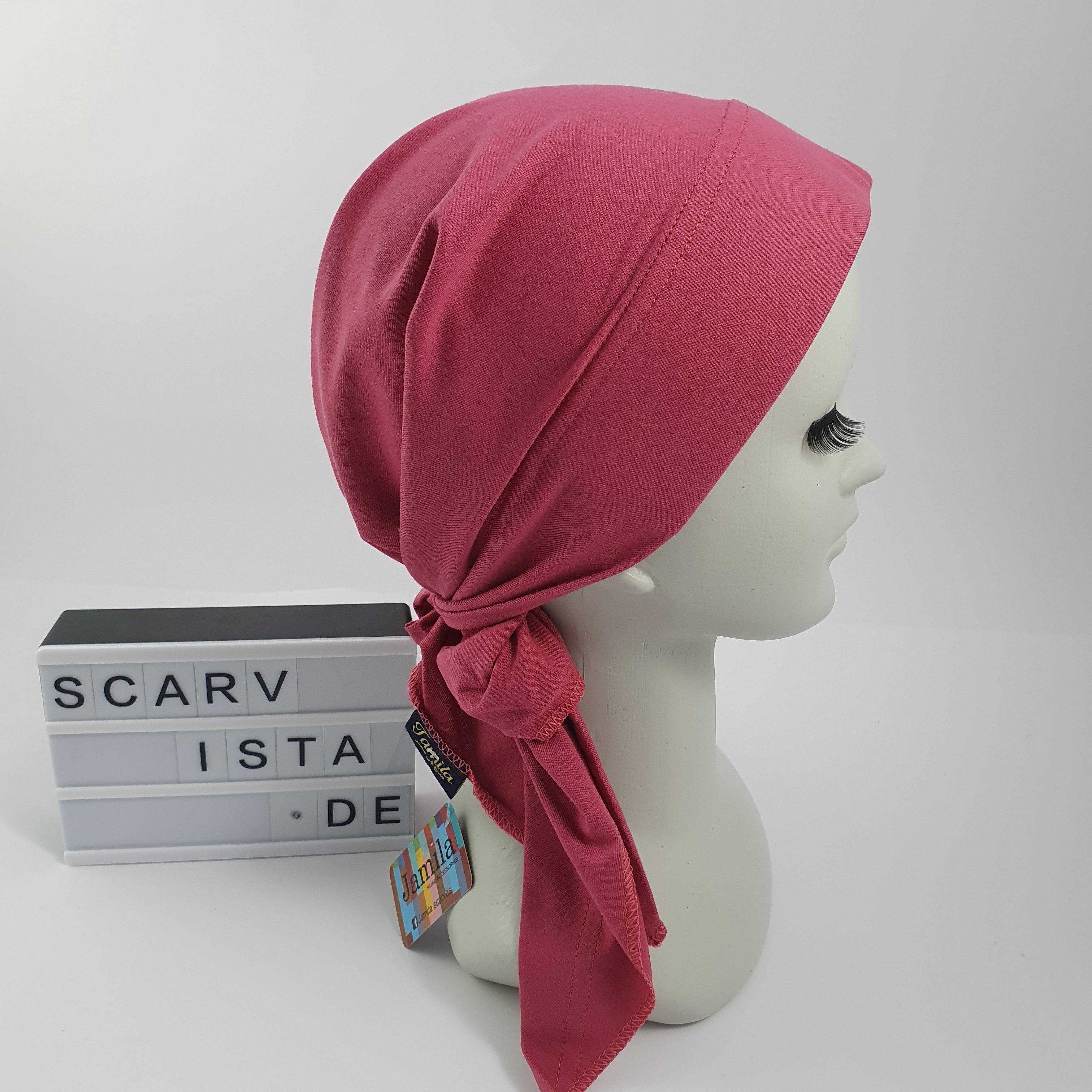 String Under Hijab - Scarvista