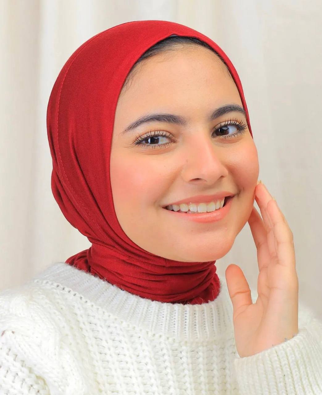 Red Kuwaiti Hijab